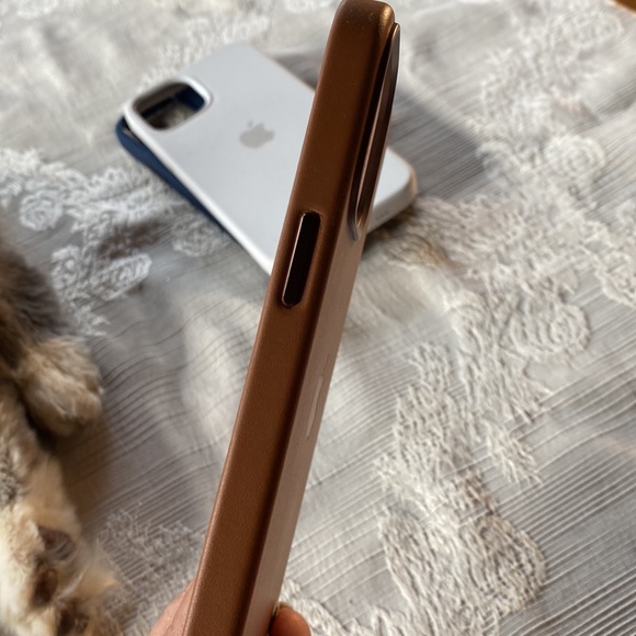 iPhone case for 12/12 pro Max iPhone in a pretty Saddle Brown color! - Picture 4 of 6